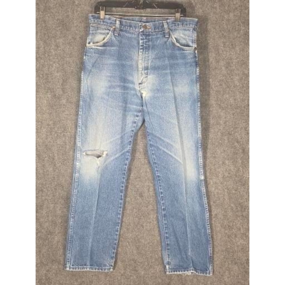 Wrangler Men Cowboy Cut Straight Leg Jeans Light Wash Blue Size 36x32 Distressed